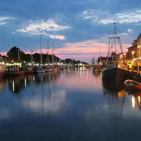 Haus Seazeit, Seeliebe Rostock Eksteriør billede